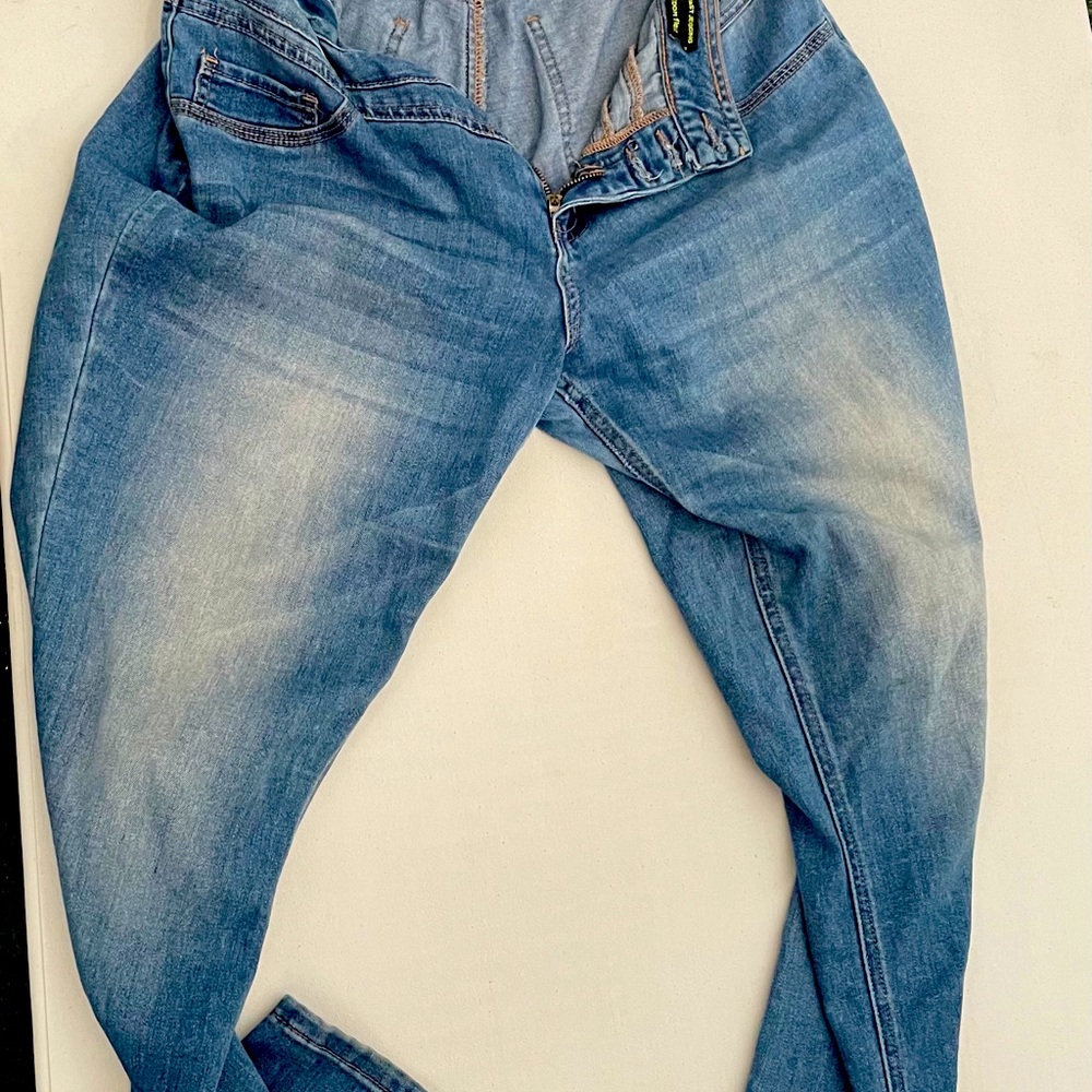 High waisted skinny jeans